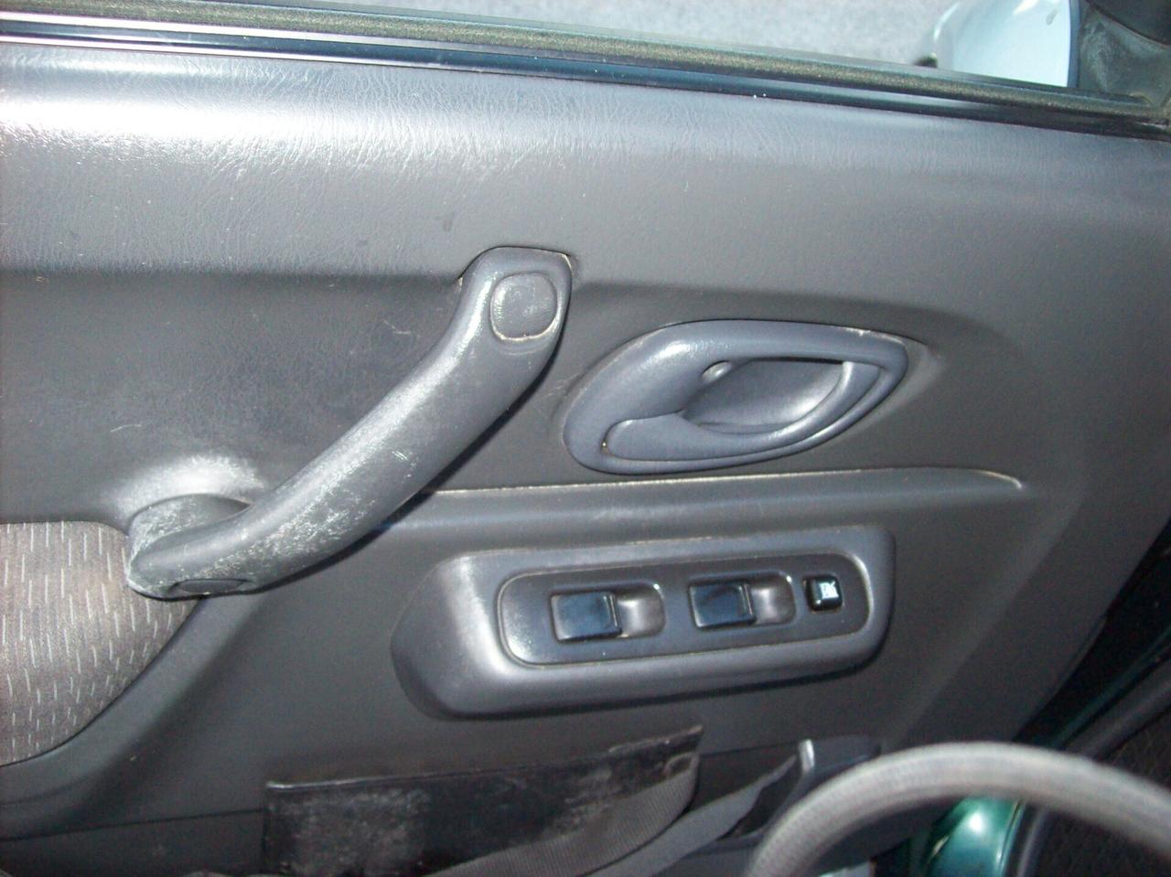 Suzuki Jimny 1.5 DDiS cat 4WD JLX gancio traino