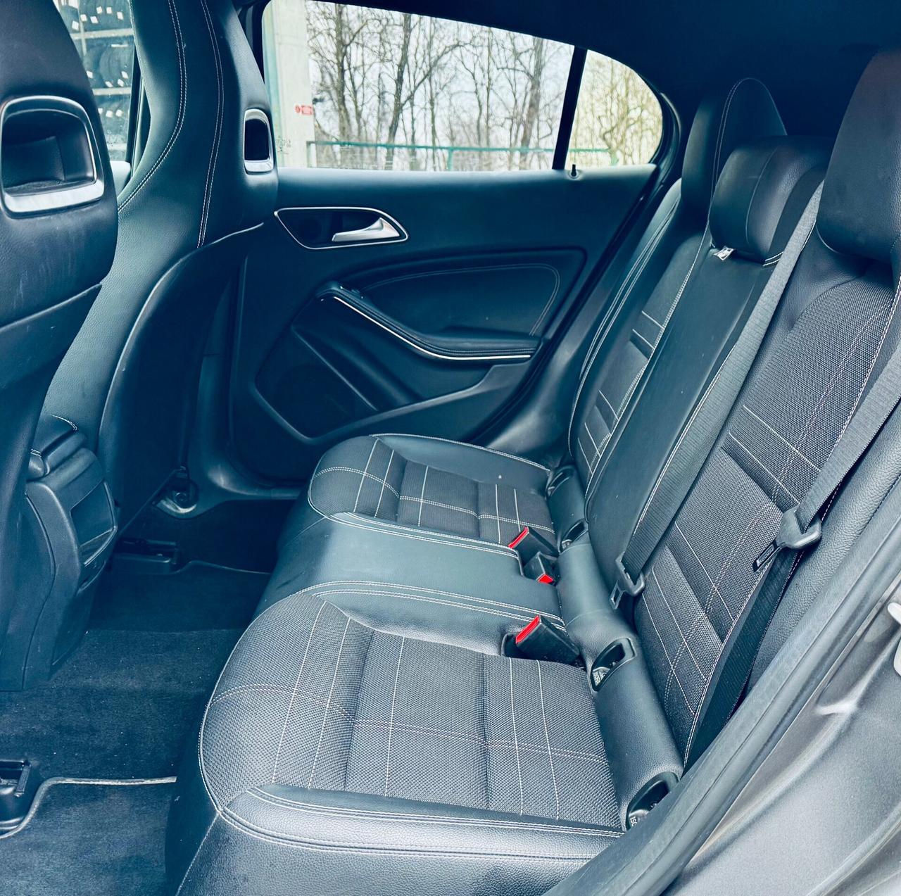 Mercedes-benz GLA 220 CDI Automatic Premium