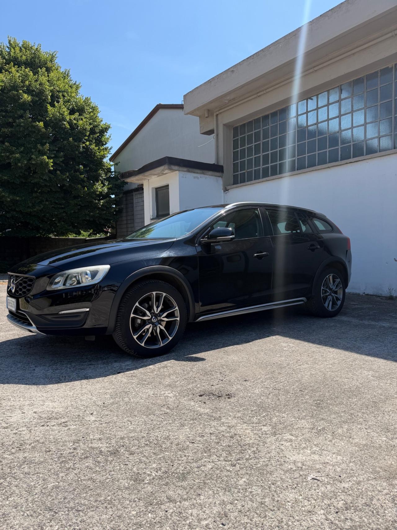 Volvo V60 Cross Country D4 Geartronic Pro