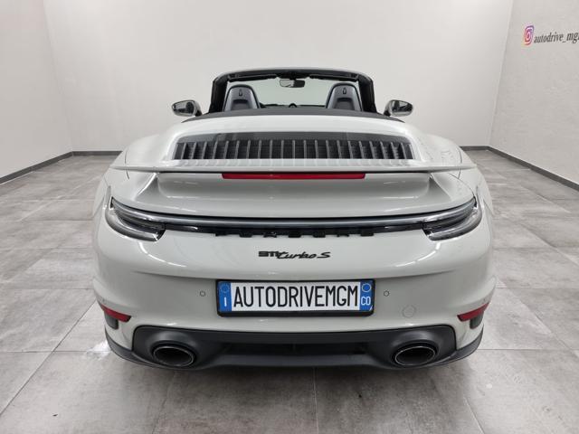 PORSCHE 911 Turbo S Cabriolet 650 cv