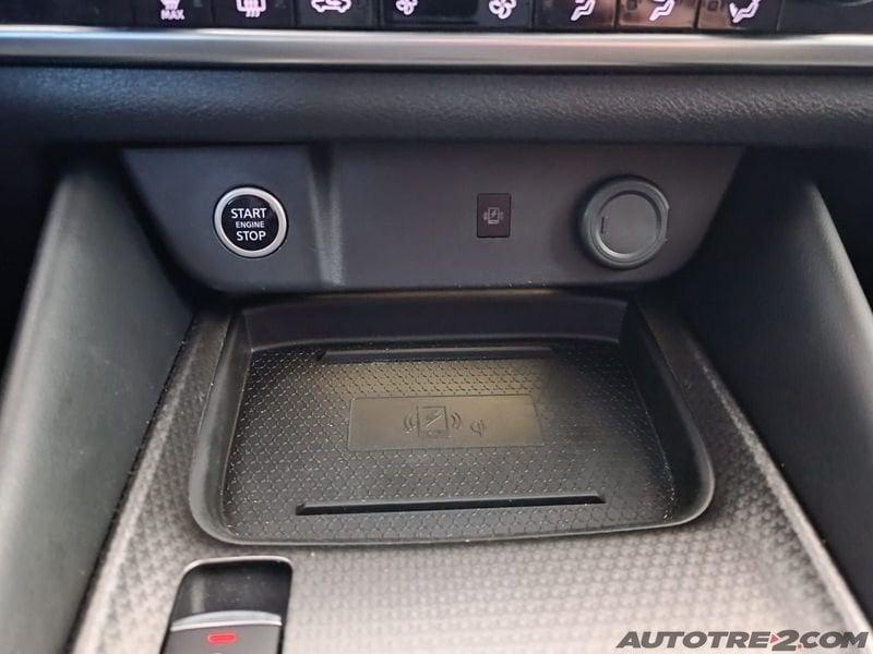 Nissan Qashqai Qashqai MHEV 158 CV Xtronic N-Connecta DA € 24380 DETAX !!