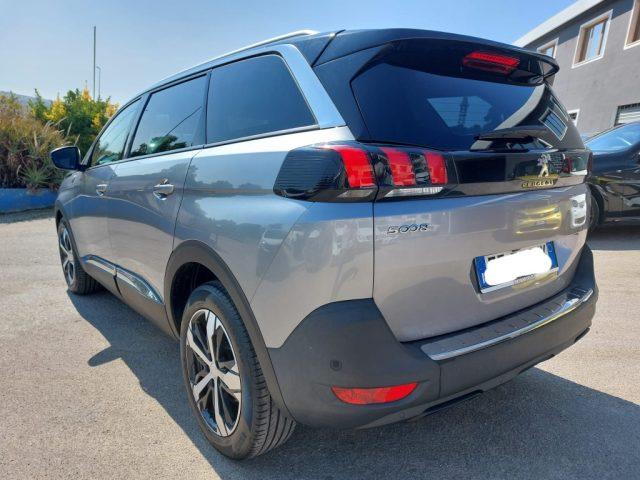 PEUGEOT 5008 BlueHDi 130 S&S EAT8 Allure