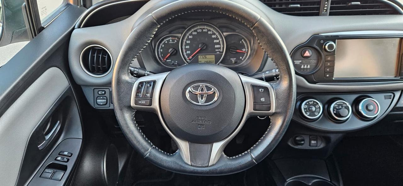 Toyota Yaris 1.4 D-4D 5 porte Lounge