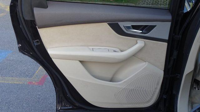 AUDI Q7 3.0 TDI 272 CV quattro tiptronic, Plus, Garanzia..
