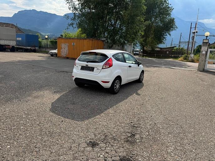 Ford Fiesta 1.5 TDCi 75CV 5 porte Titanium