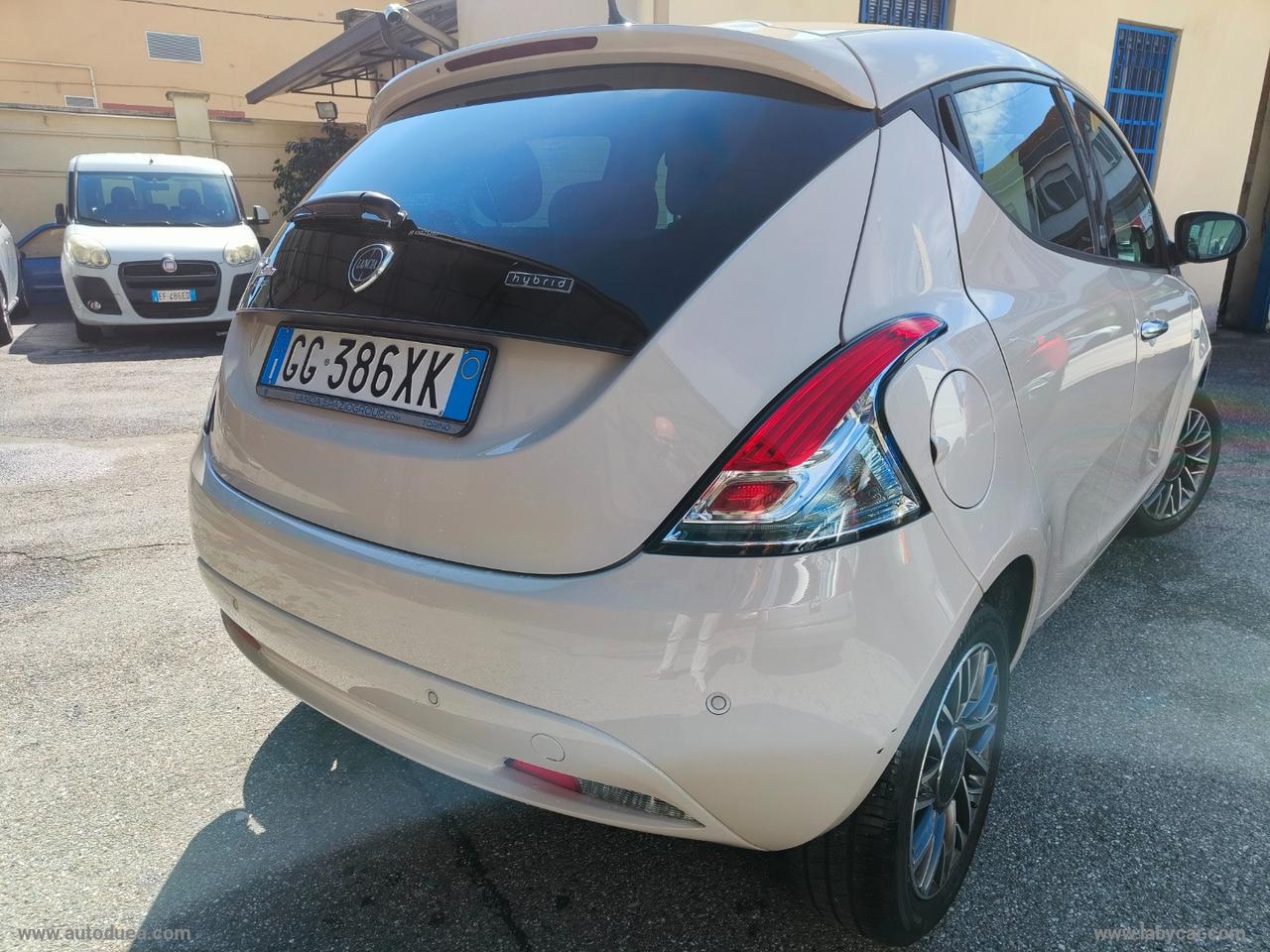 LANCIA Ypsilon 1.0 FireFly HYBRID Eco Gold NO VINCOLI