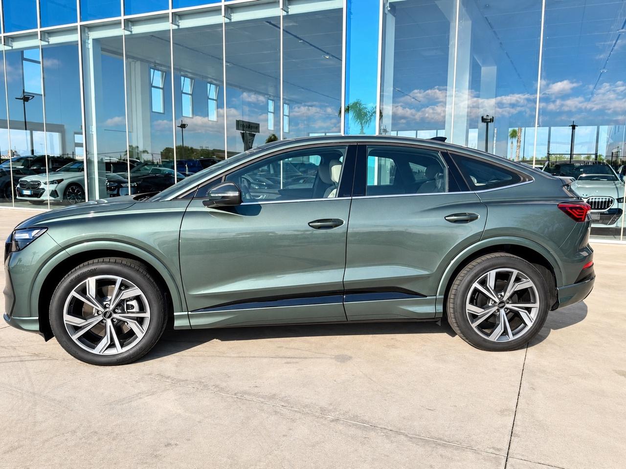 Audi Q4 SPB 35 e-tron Business Advanced