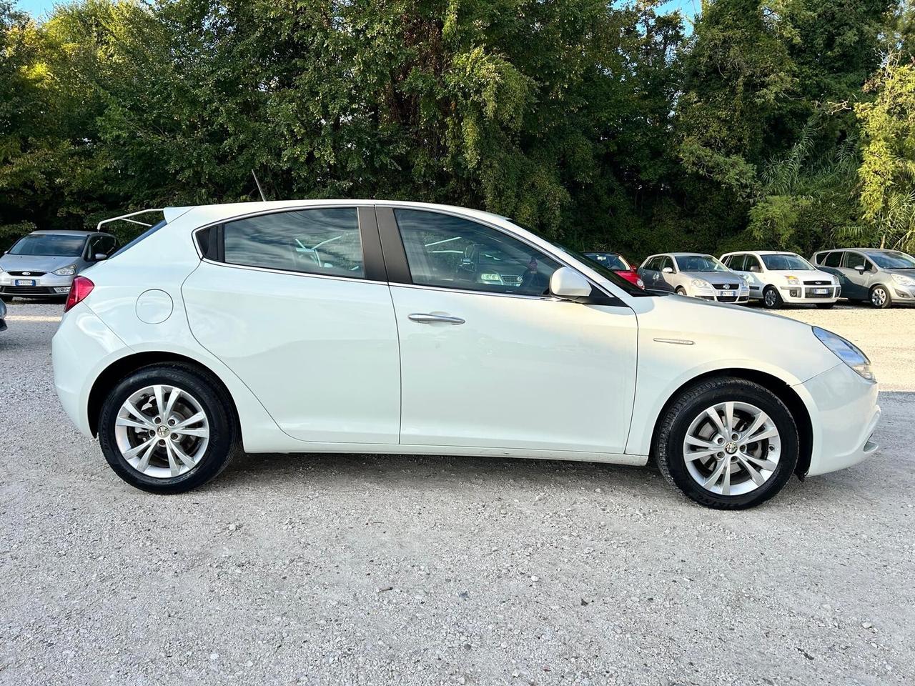 GIULIETTA 1.6JTDM 105CV UNICO PROP TOP NEOPATENTAT