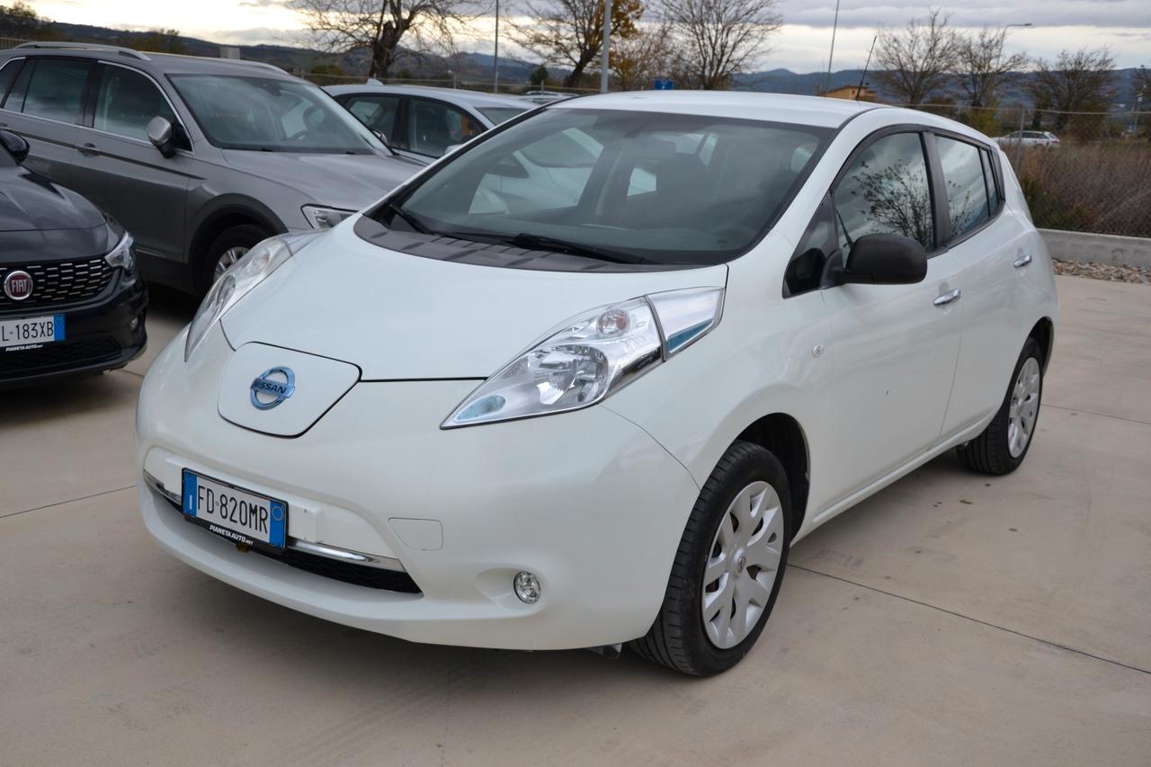 NISSAN LEAF VISIA 5P 24Kw