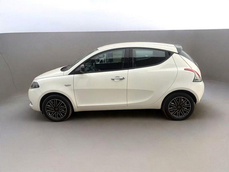 Lancia Ypsilon Ypsilon 1.0 firefly hybrid Gold s&s 70cv 5p.ti