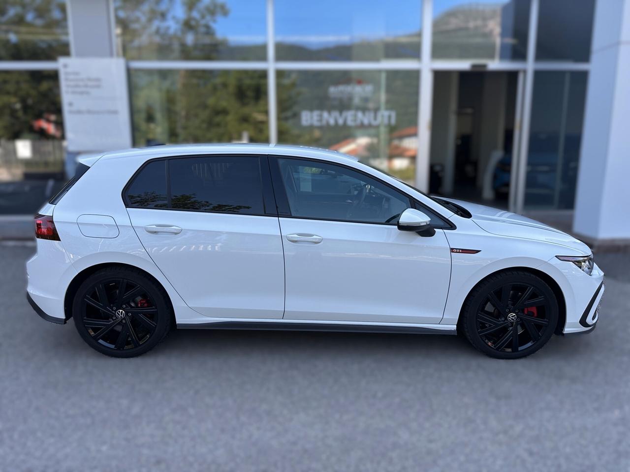 Volkswagen Golf GTI 2.0 TSI DSG