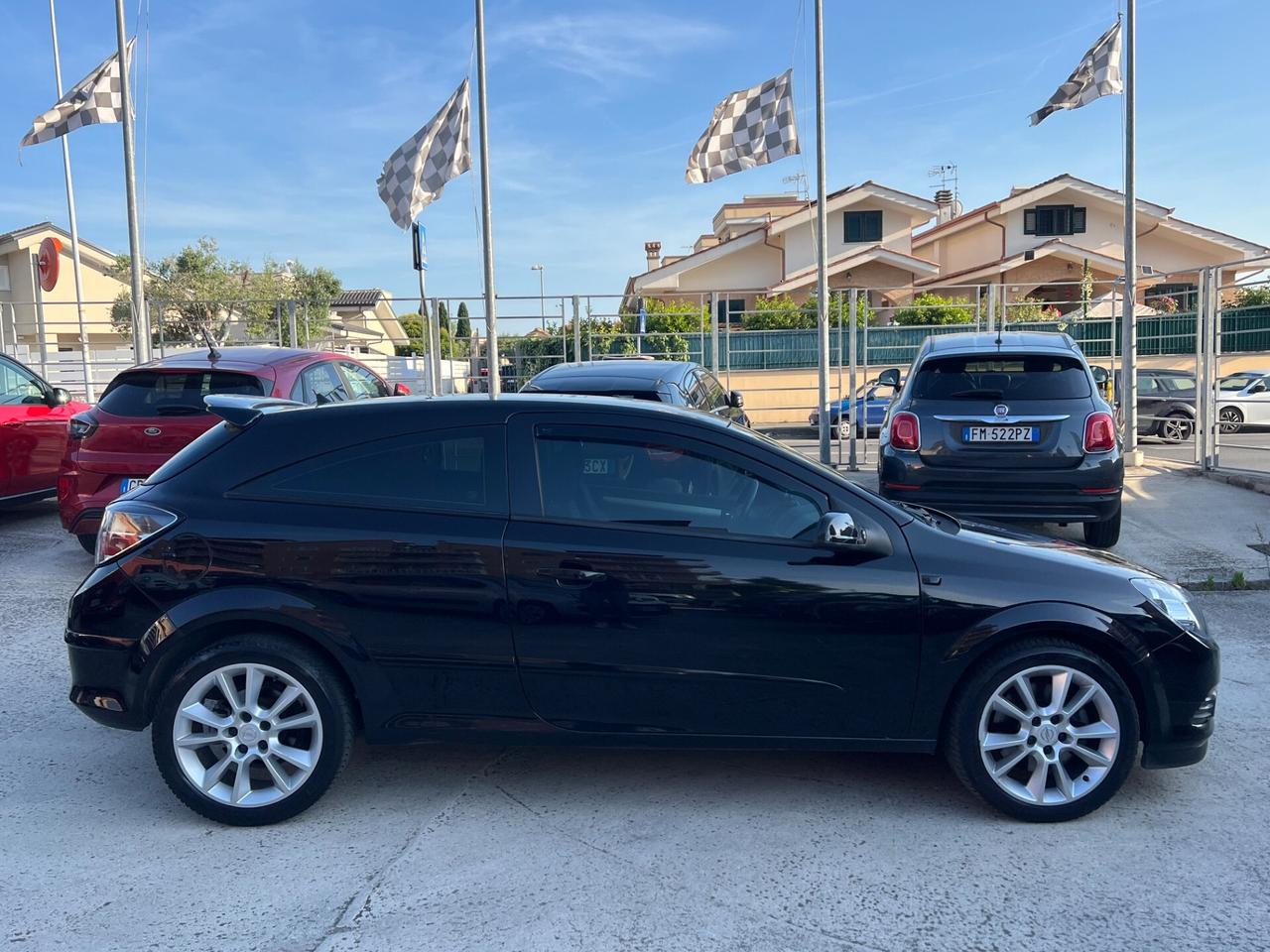 Opel Astra GTC 1.7 CDTI 125CV 3 porte Cosmo