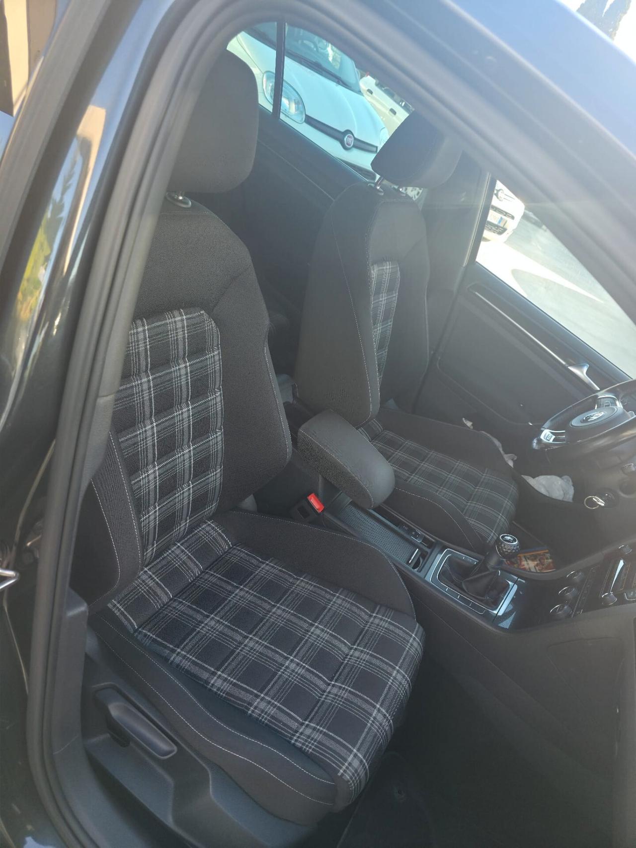 Volkswagen Golf Business GTD 2.0 TDI 5p. 4 Free BlueMotion Tech.