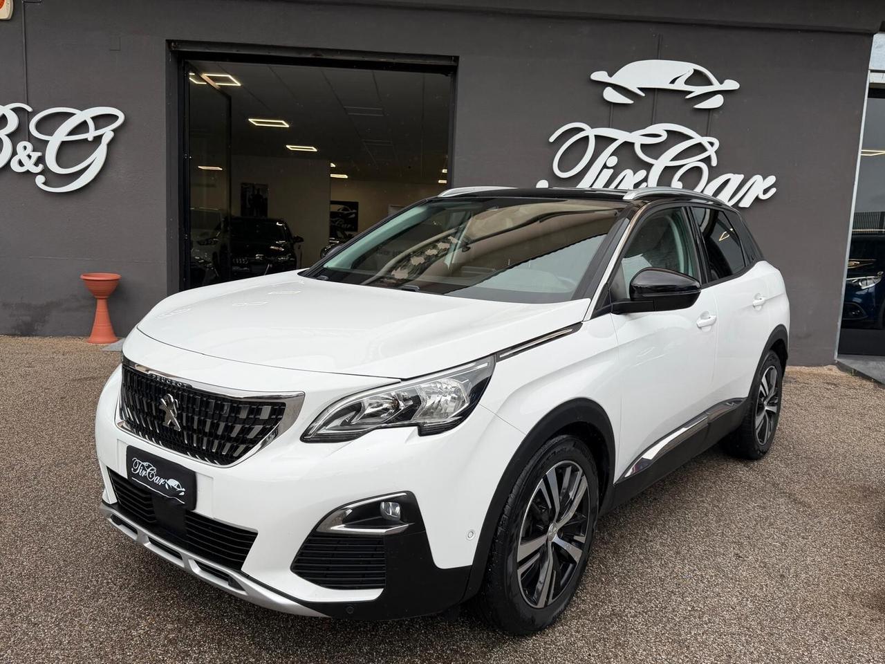 PEUGEOT 3008 1.6 BLUEHDI 120CV OK NEOPATENTATO NAVI CAM ANNO 2017