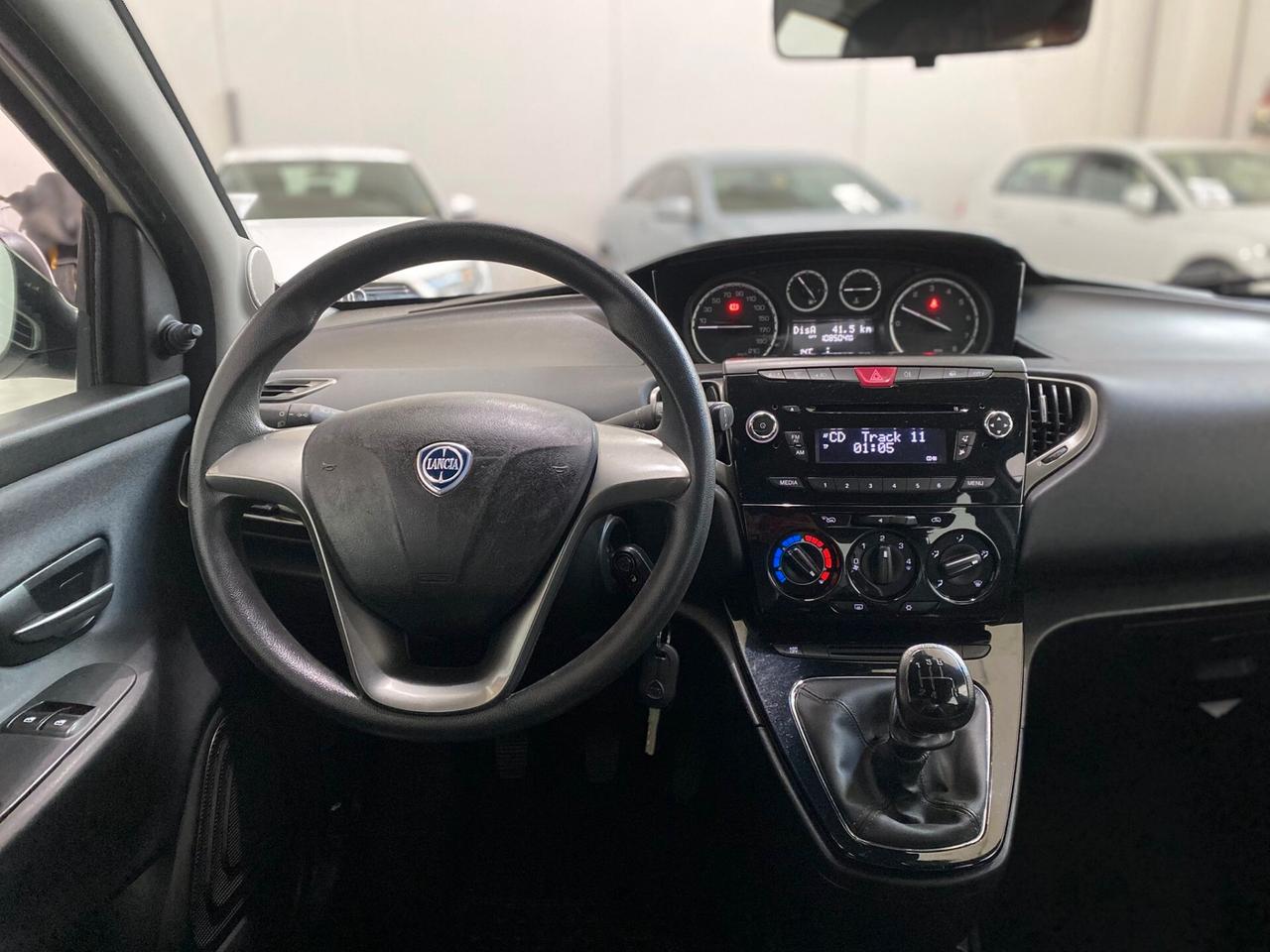 Lancia Ypsilon 1.2 69 CV 5 porte ELLE