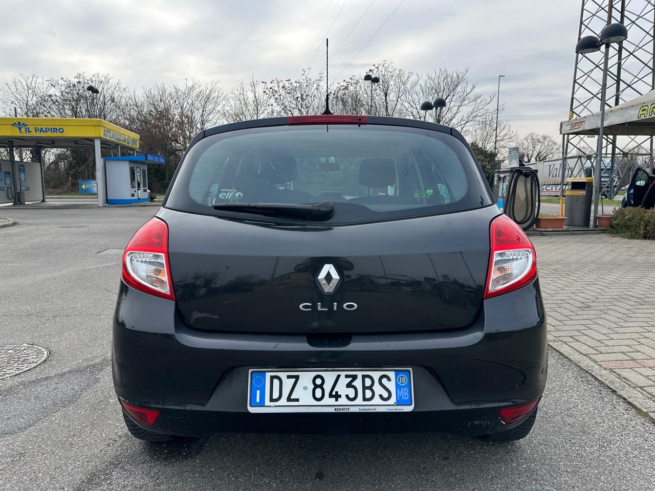 Renault Clio 1.2 16V 5 porte GPL NEOPATENTATI