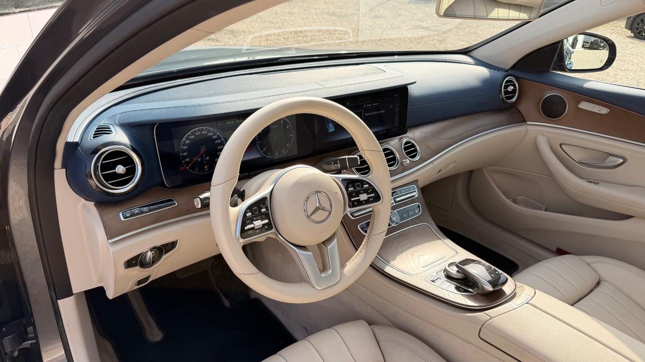 Mercedes-benz E 300 Auto EQ-Power Premium Plus