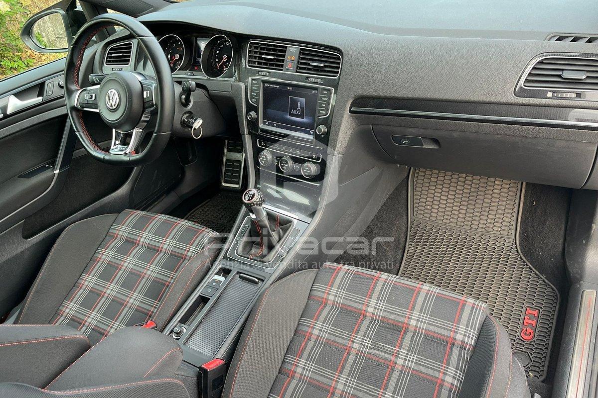 VOLKSWAGEN Golf GTI 2.0 TSI 3p. BlueMotion Technology
