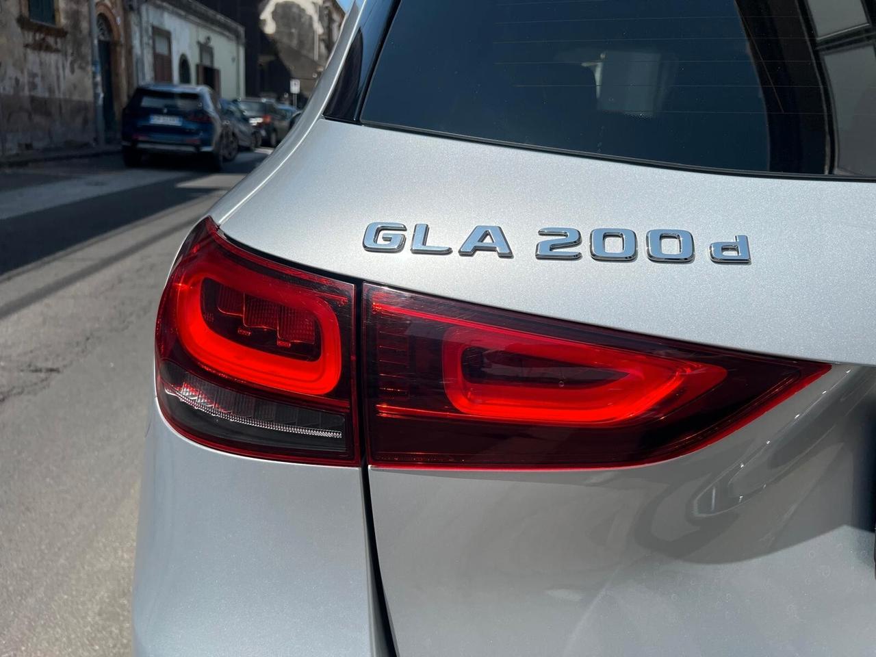 Mercedes-benz GLA 200 GLA 200 d Automatic Premium AMG Unico Proprietario