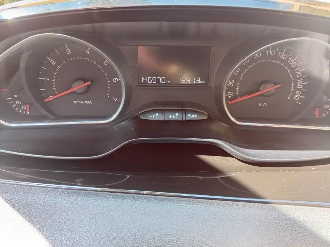 Peugeot 208 1.2 PT (vti) 12v Active 5p