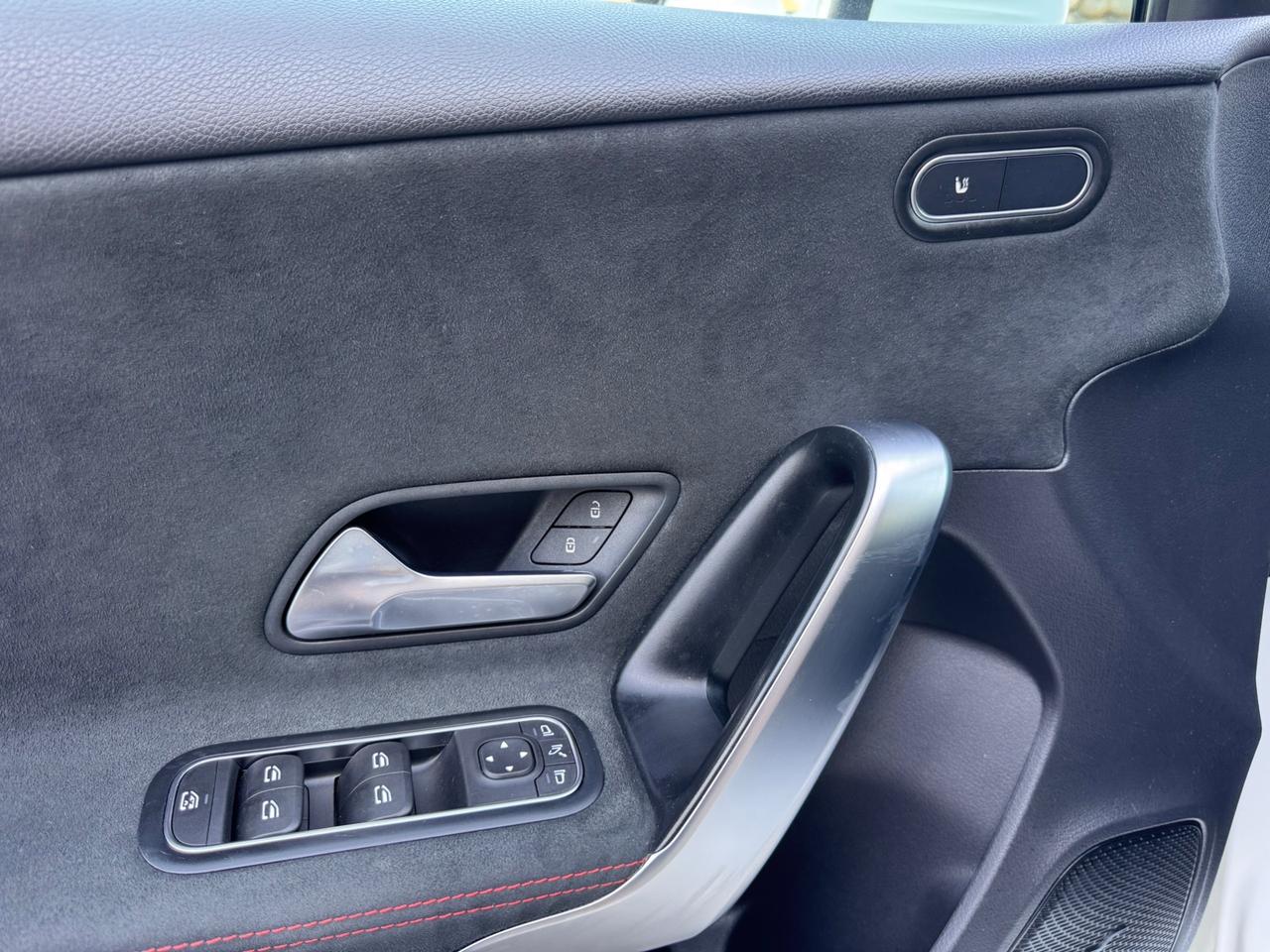 Mercedes-benz A 180 d Automatic AMG Line Premium