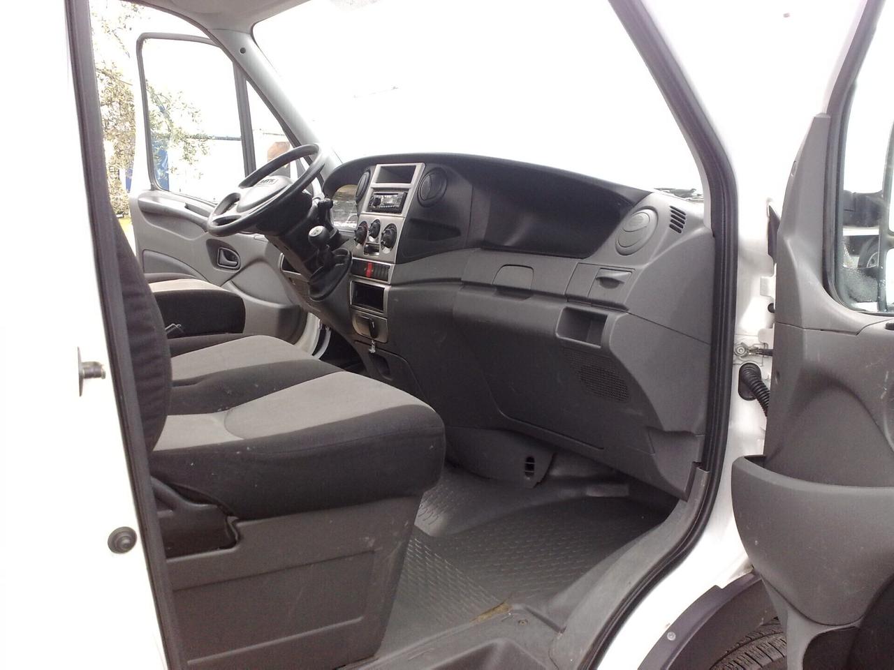 Iveco Daily 35c14 3000cc C.FISSO - 2011