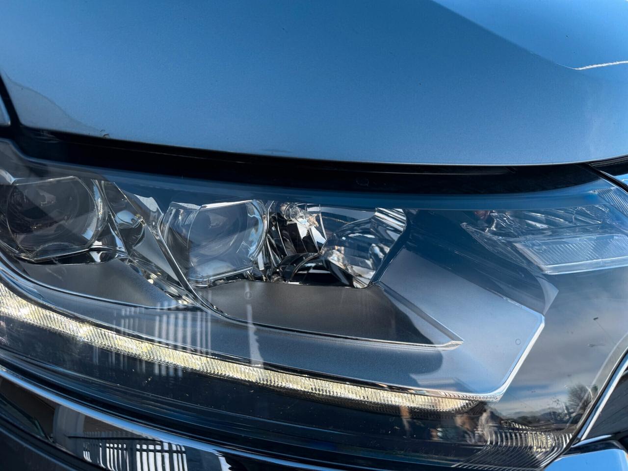 Mitsubishi Outlander 2.2 Plus awd 7 POSTI Euro 6