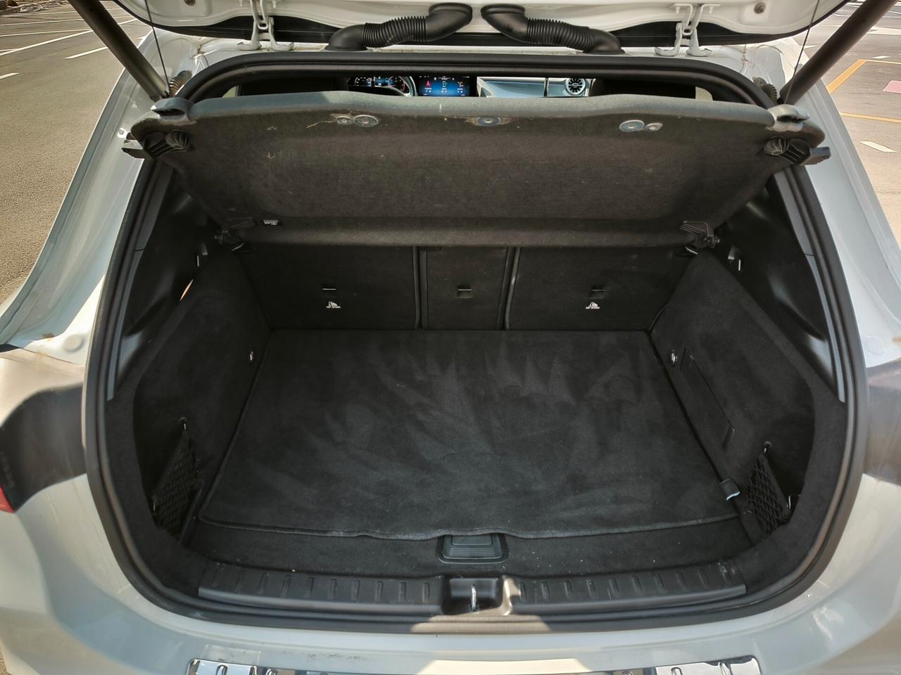 Mercedes-benz GLA 180 d Automatic AMG Line Advanced Plus
