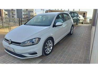 Volkswagen Golf Highline
