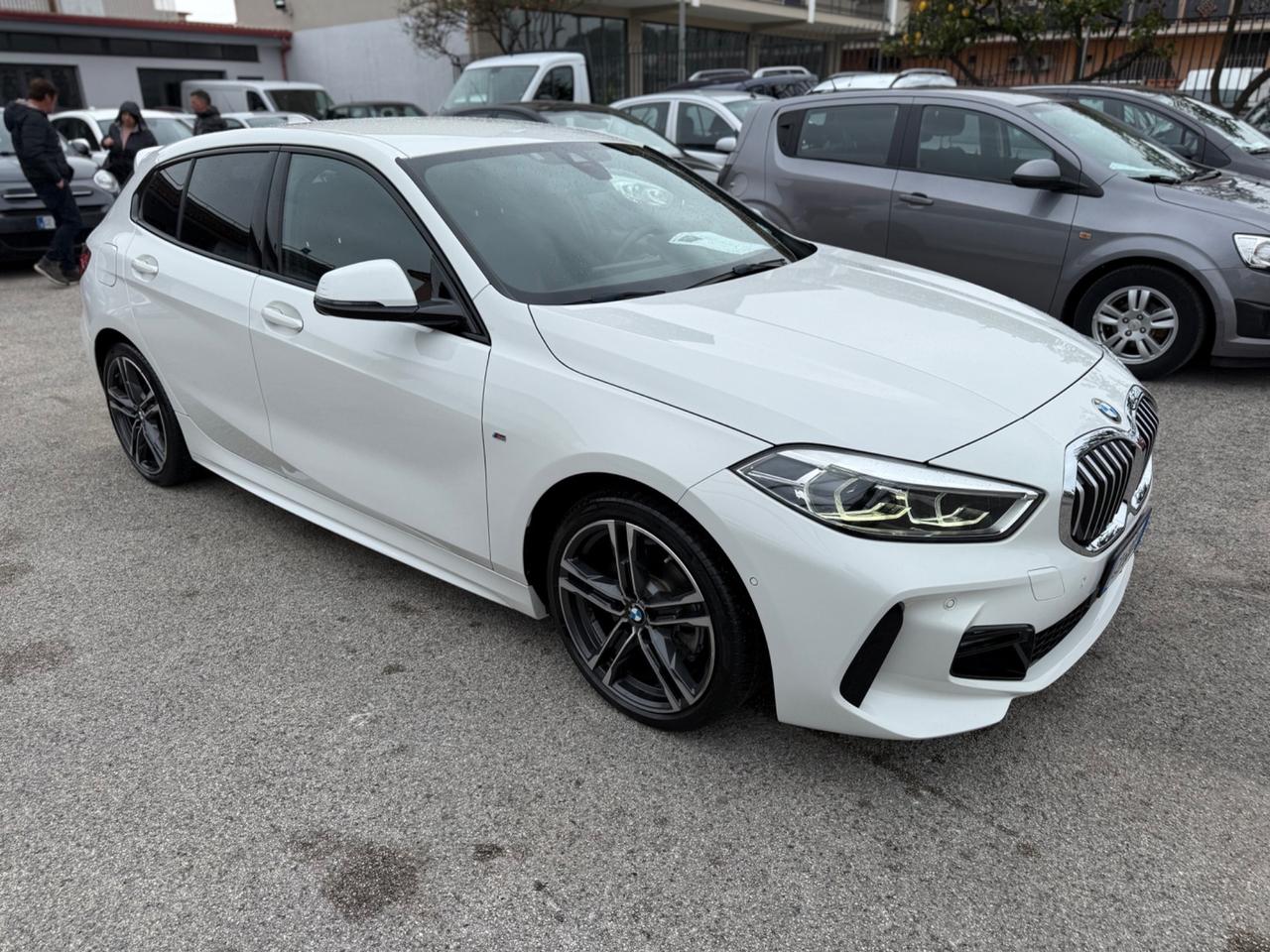 Bmw 116 116d 5p. Msport AUTOM.