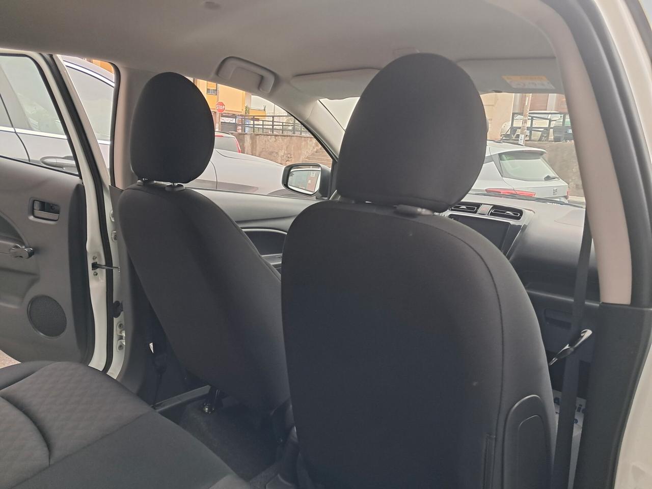 Mitsubishi Space Star 1.2 71 cv Invite SDA