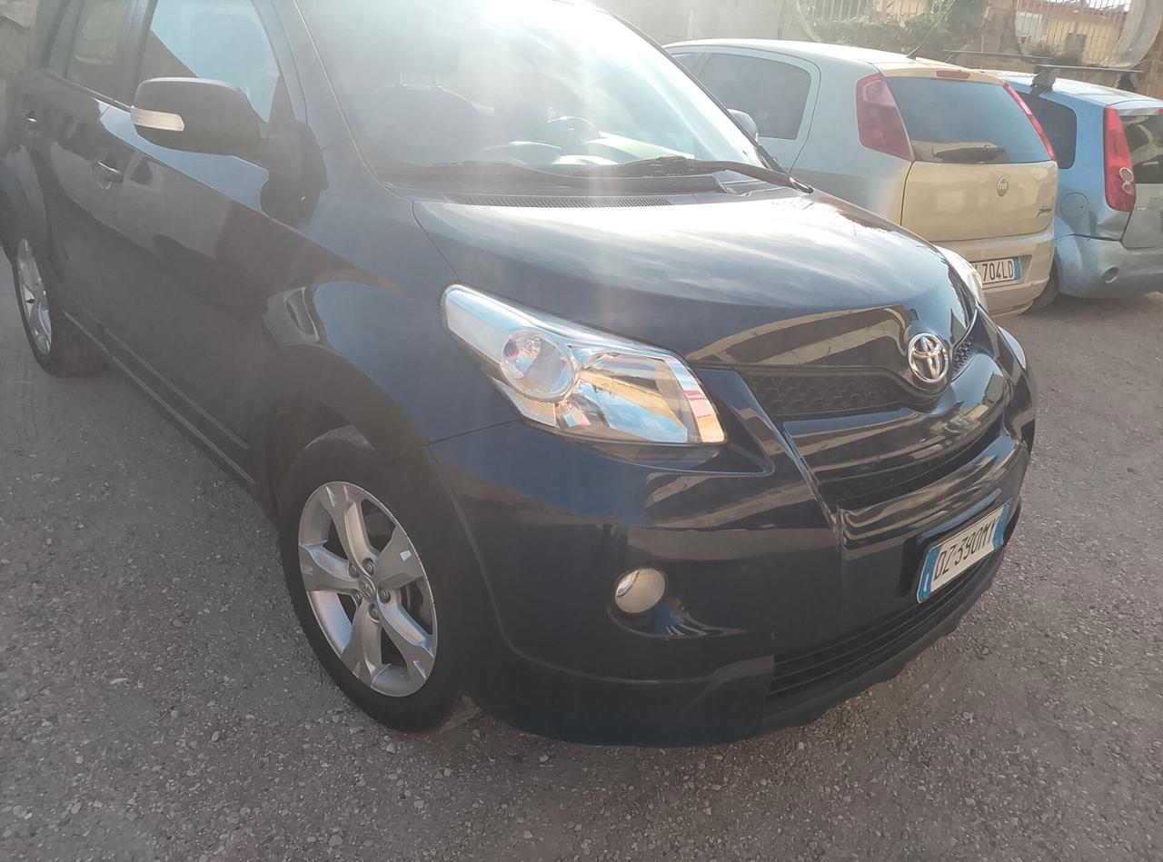 Toyota Urban Cruiser 1.4 D-4D AWD Luxury