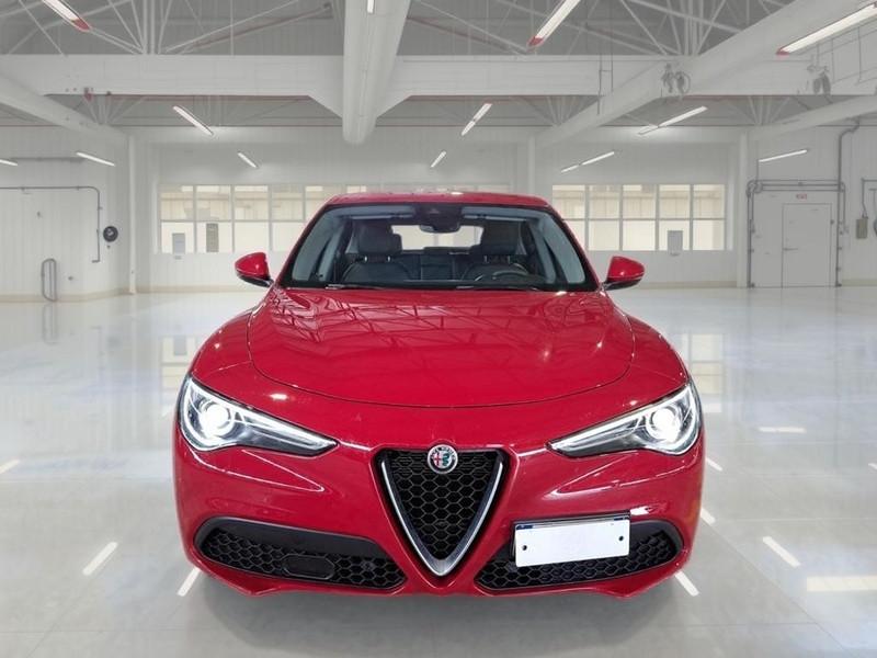 ALFA ROMEO STELVIO 2.2 TURBO DIESEL 160 CV BUSINESS AT8 RWD SUV