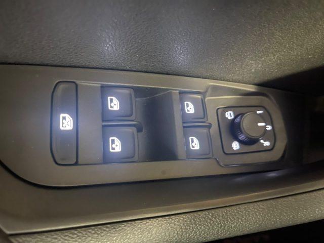 SKODA Karoq 2.0 TDI SCR DSG SportLine