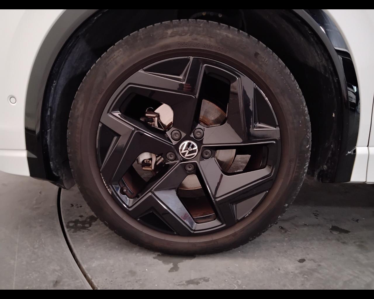 VOLKSWAGEN Tiguan III 2024 - Tiguan 1.5 etsi R-Line 150cv dsg