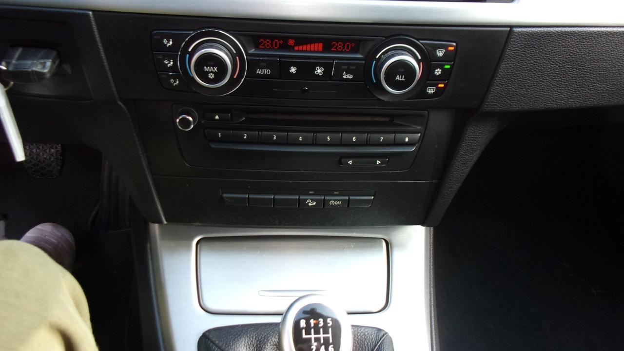 Bmw 320 320d cat xDrive Touring Attiva