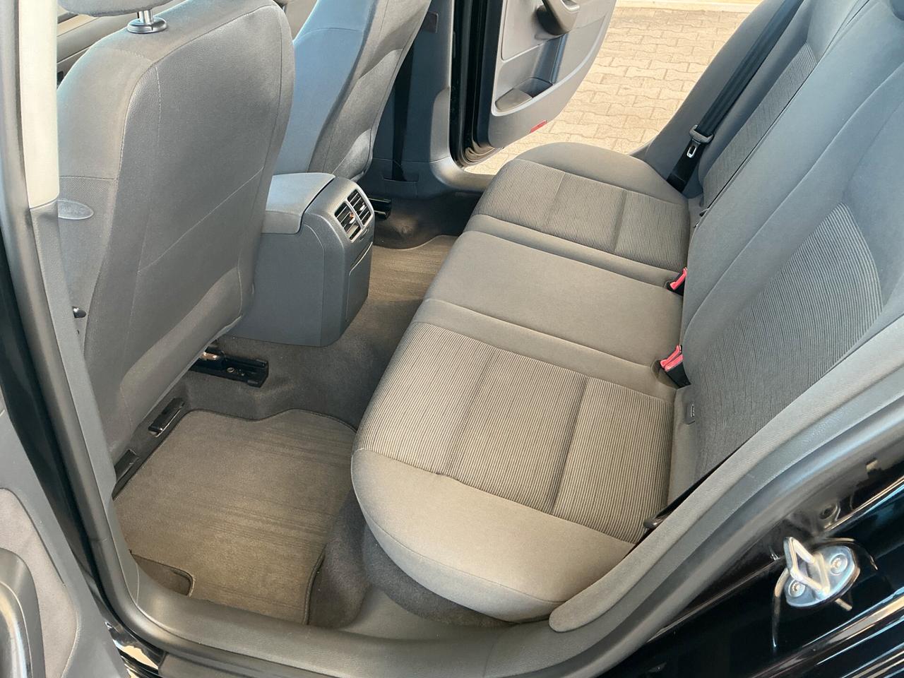 Volkswagen Golf 1.9 TDI 5p. Comfortline