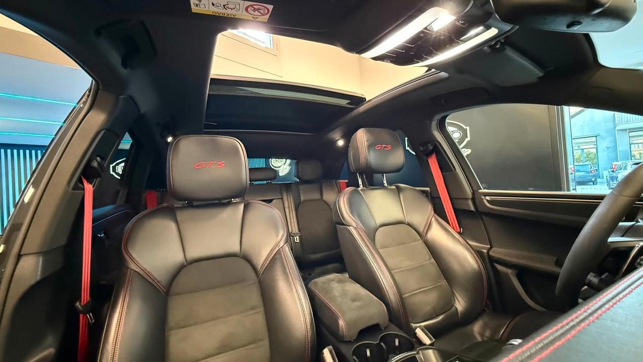 PORSCHE MACAN 2.9 GTS 441CV TETTO 2025