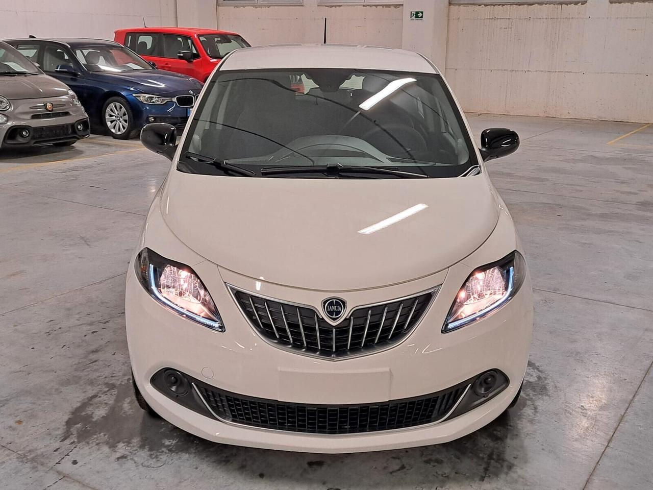 Lancia Ypsilon 1.0 FireFly Hybrid Platino Km. 0 (466)