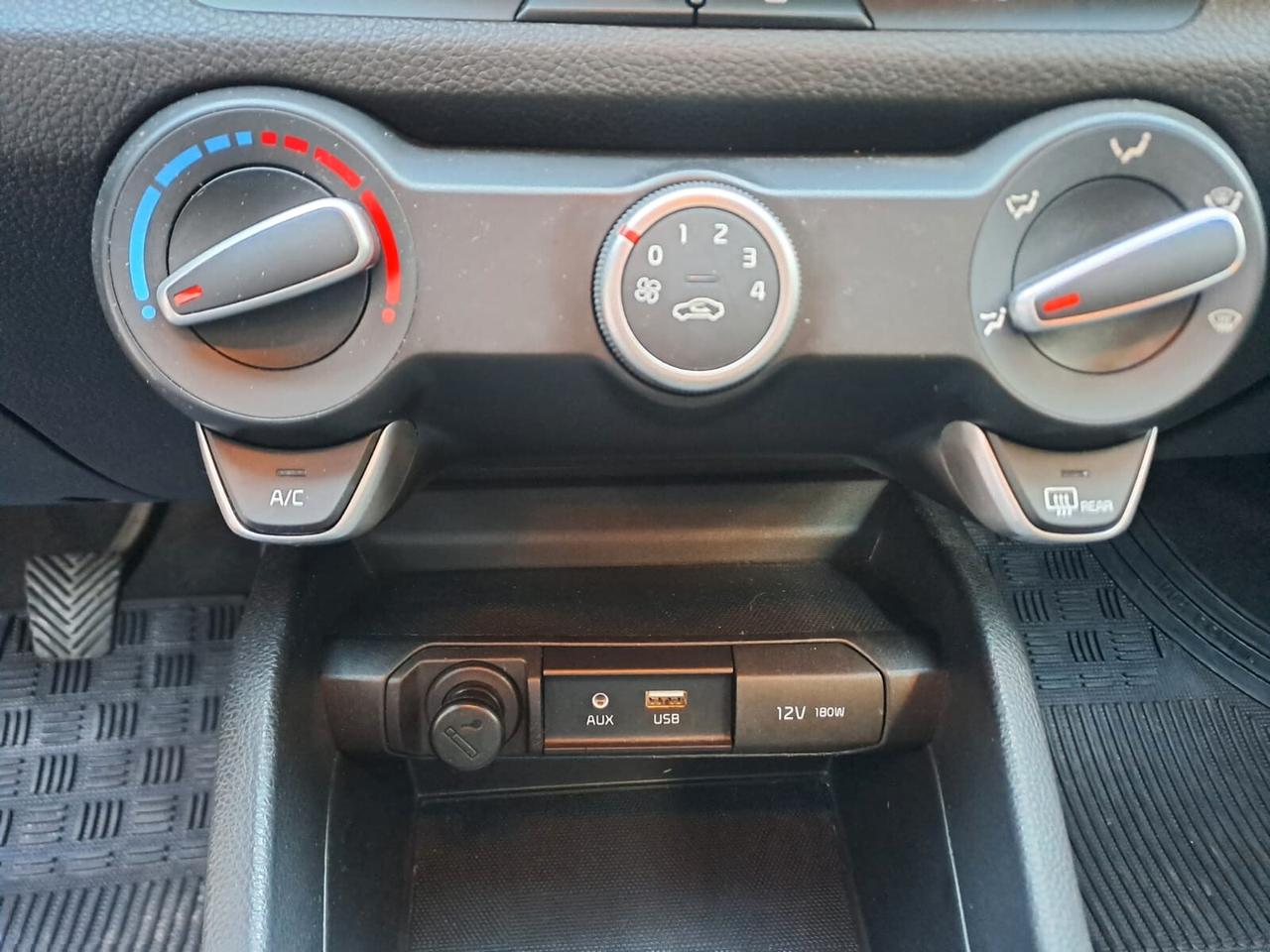 Kia Stonic 1.4 GPL Style