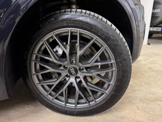 AUDI Q5 40 TDI quattro Business Sport