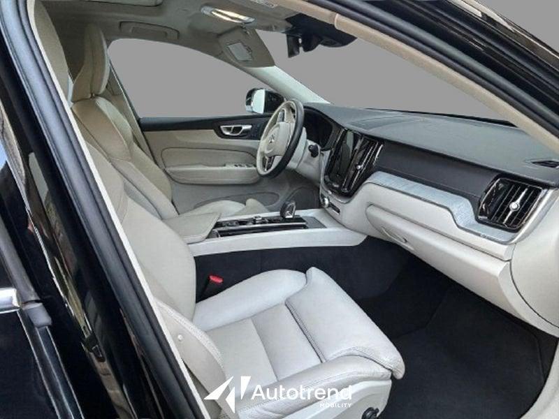 Volvo XC60 B4 197+14 CV AWD Mild Hybrid Diesel Automatico Ultimate Bright