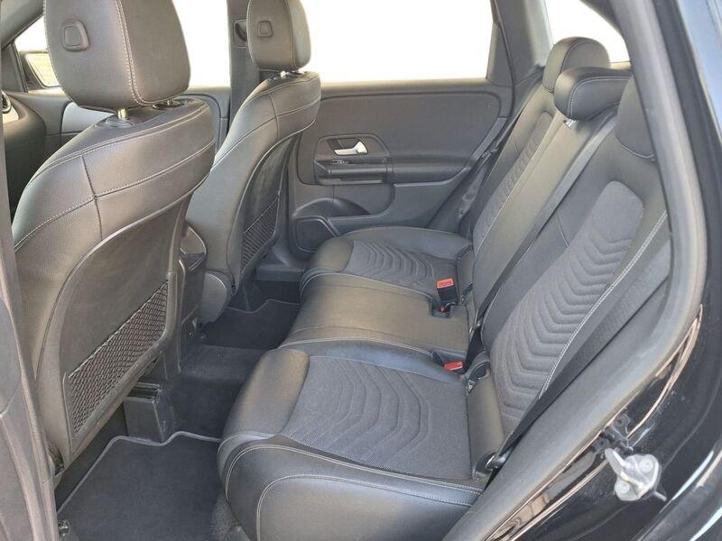 Mercedes-Benz Classe B 180d 116 CV NAVI LED Business Extra