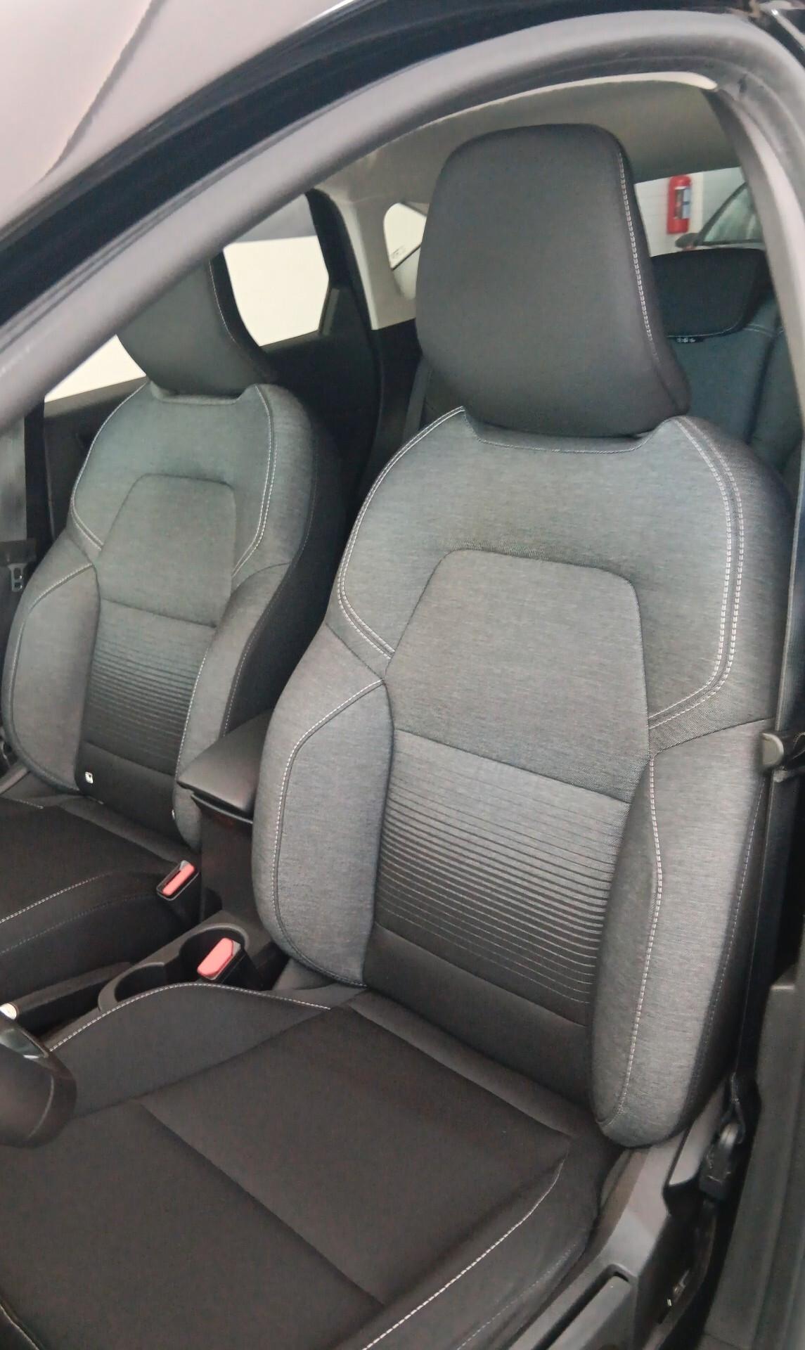 Renault Captur Blue dCi 115 CV EDC Business