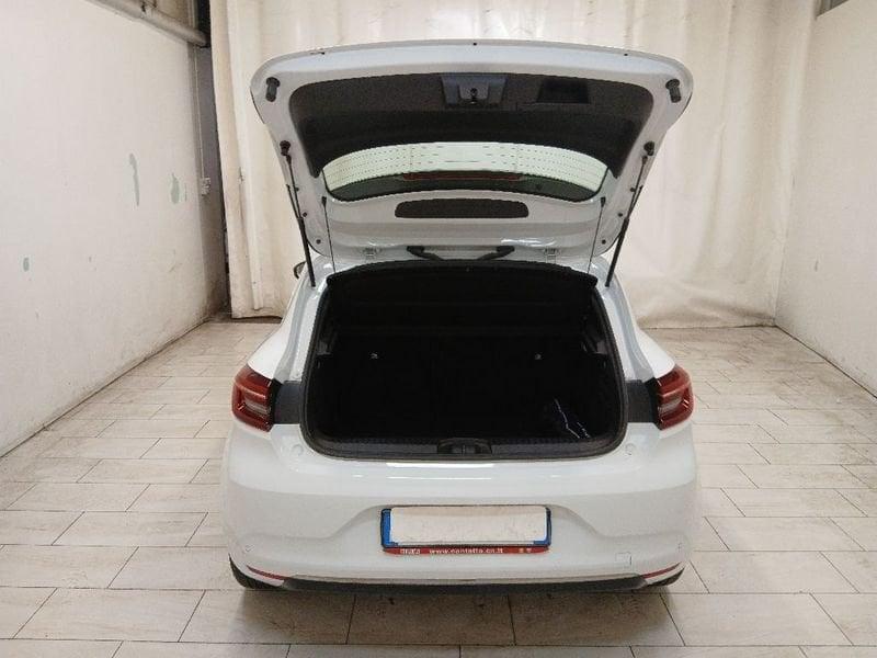 Renault Clio 1.6 E-Tech hybrid Intens 140cv auto my21