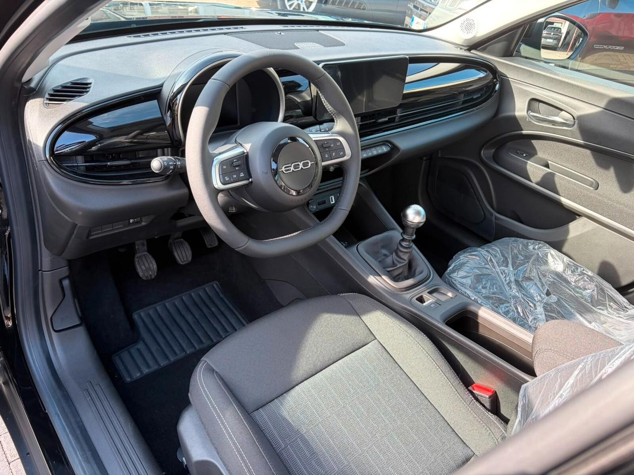 Fiat 600 Hybrid 110 CV DCT MHEV Icon (NUOVA DA IMMATRICOLARE) IPT INCLUSA
