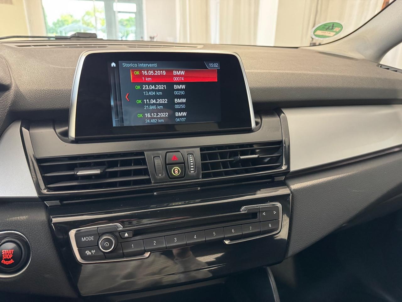 Bmw 2er Active Tourer 216d Advantage