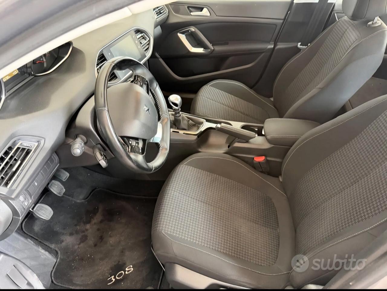Peugeot 308 BlueHDi 130 S&S Allure