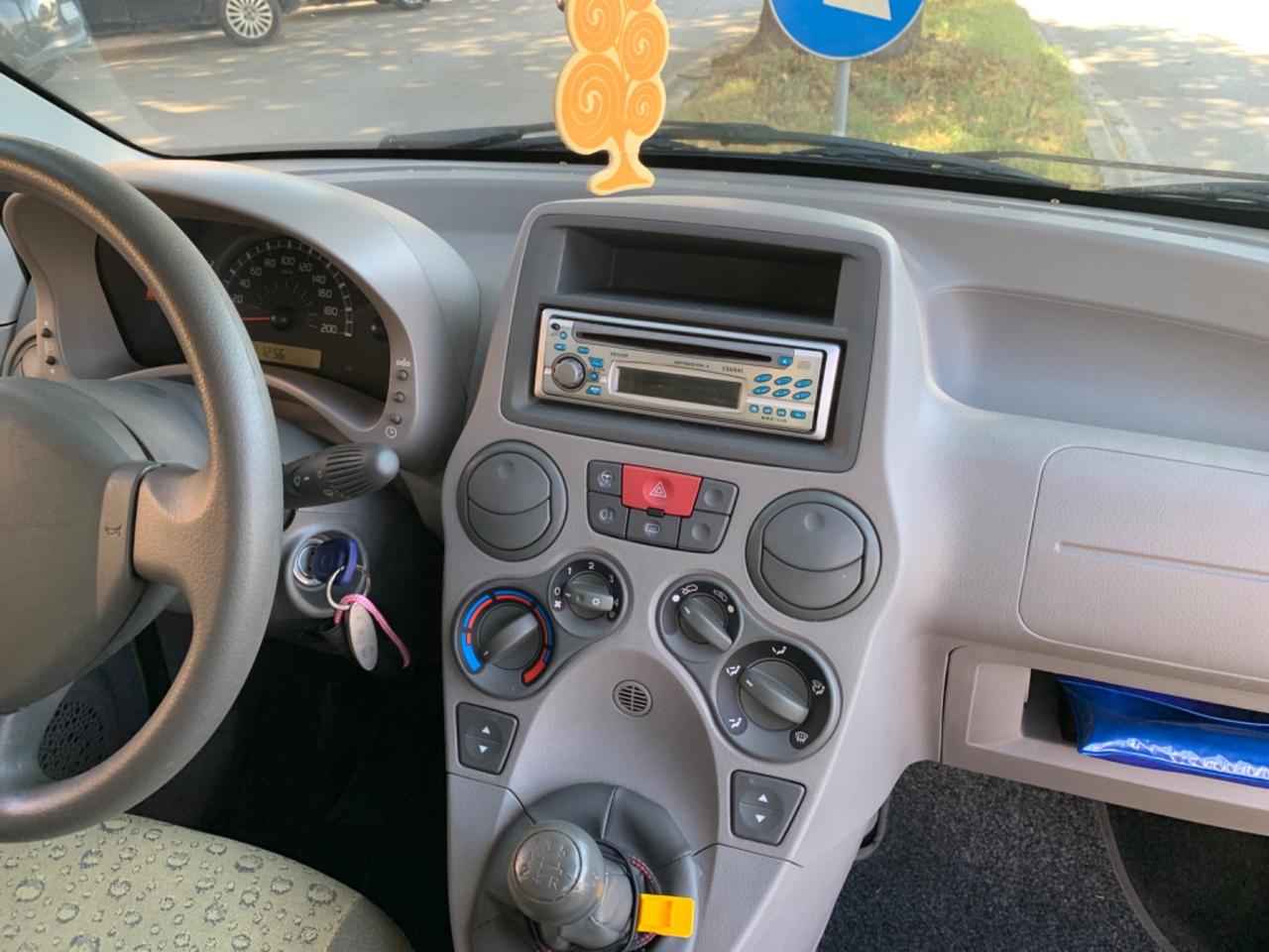 Fiat Panda benzina accessoriata
