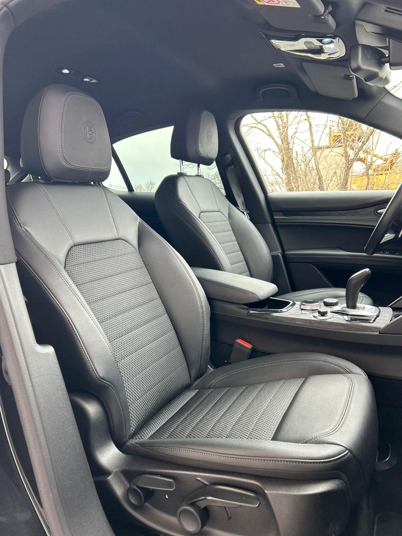 Alfa Romeo Stelvio 2.2 Turbodiesel 160 CV AT8 RWD Sprint